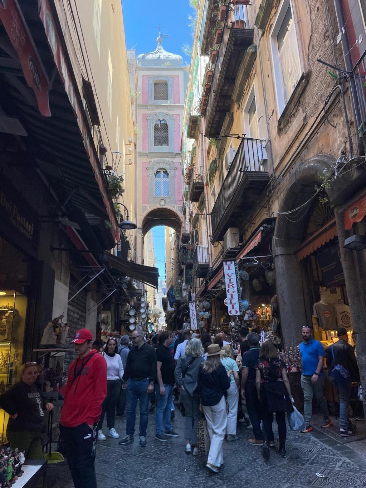 Vincenzino A Spaccanapoli Neapel